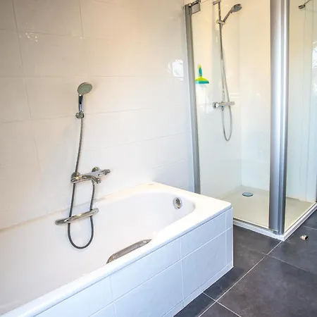 Maison Remi - 12 Pers & Hotspa In The Garden Дом отдыха Коксейде